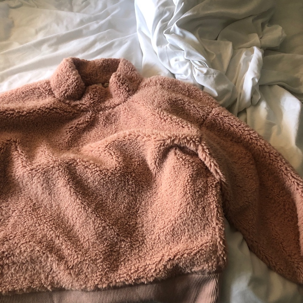 Furry Pink Turtelneck